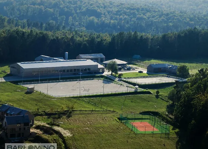 Jks Apartamento Barłomino